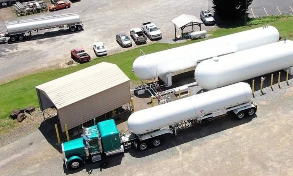 20 Steps to Safely Unloading Propane: A Detailed Guide for Truck Drivers